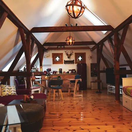 Historisches Retro Loft 70M2 Mit Garten & Seenaehe Schwielowsee Exterior photo