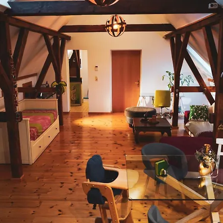 Historisches Retro Loft 70M2 Mit Garten & Seenaehe Schwielowsee Exterior photo