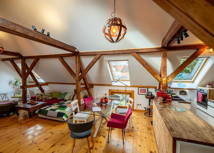 Historisches Retro Loft 70M2 Mit Garten & Seenaehe